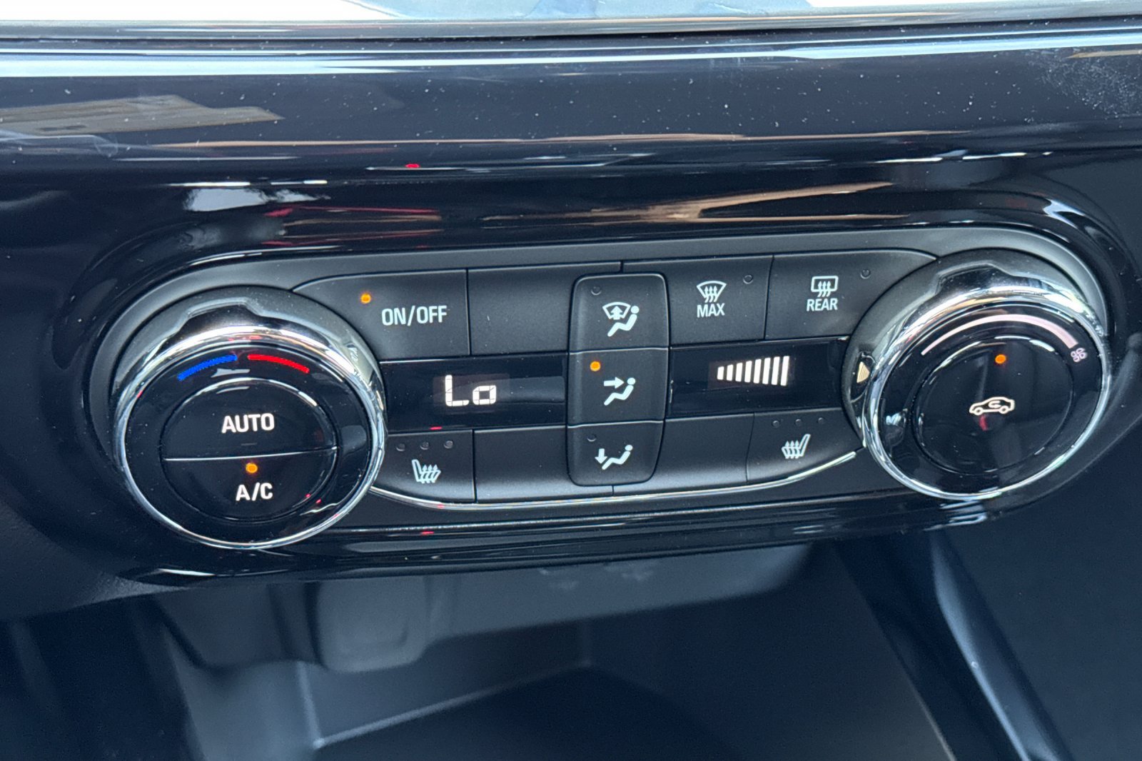 New 2026 Chevrolet Trax RS w/ Driver Confidence Package FWD image 19