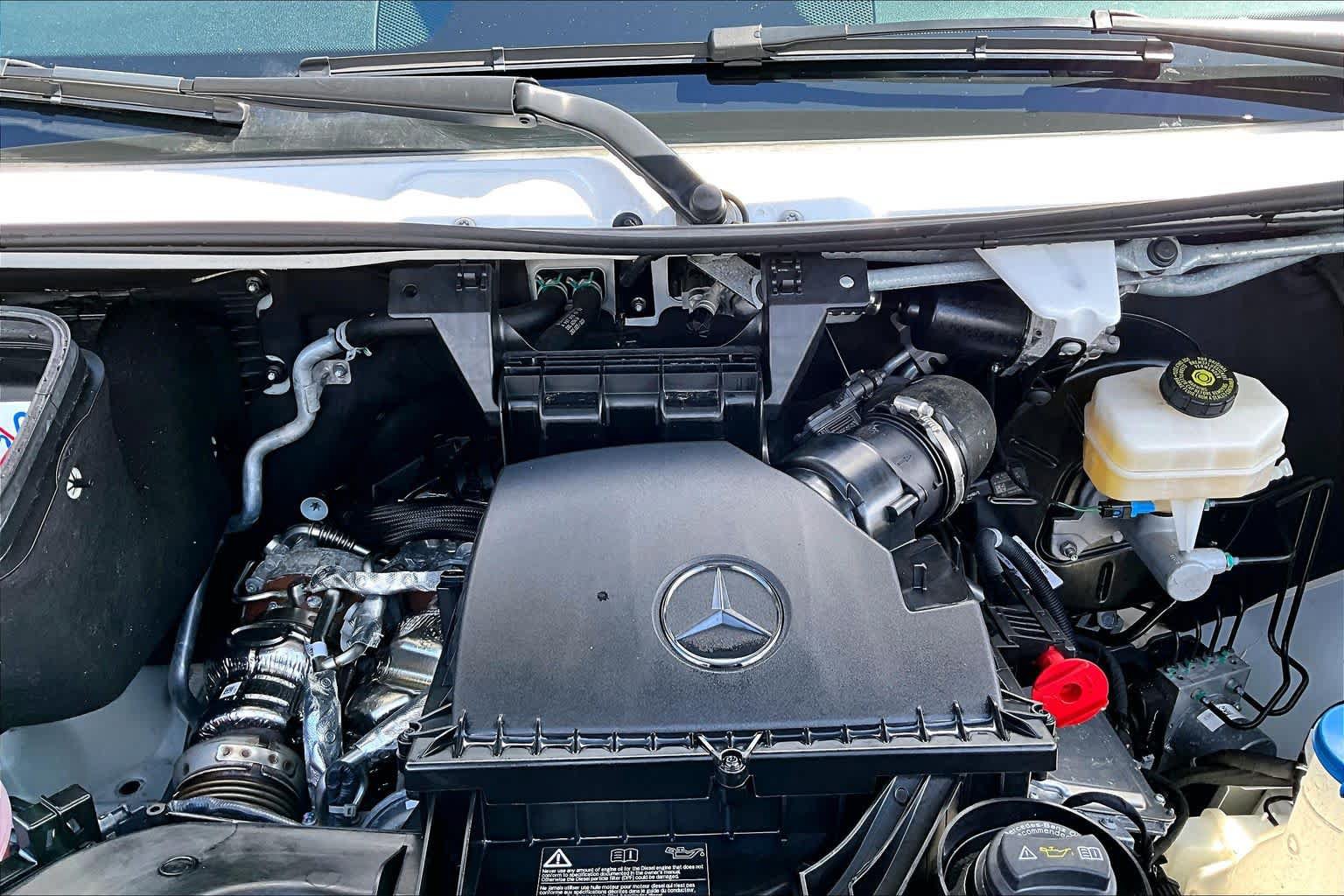 Used 2025 Mercedes-Benz Sprinter 2500 image 29
