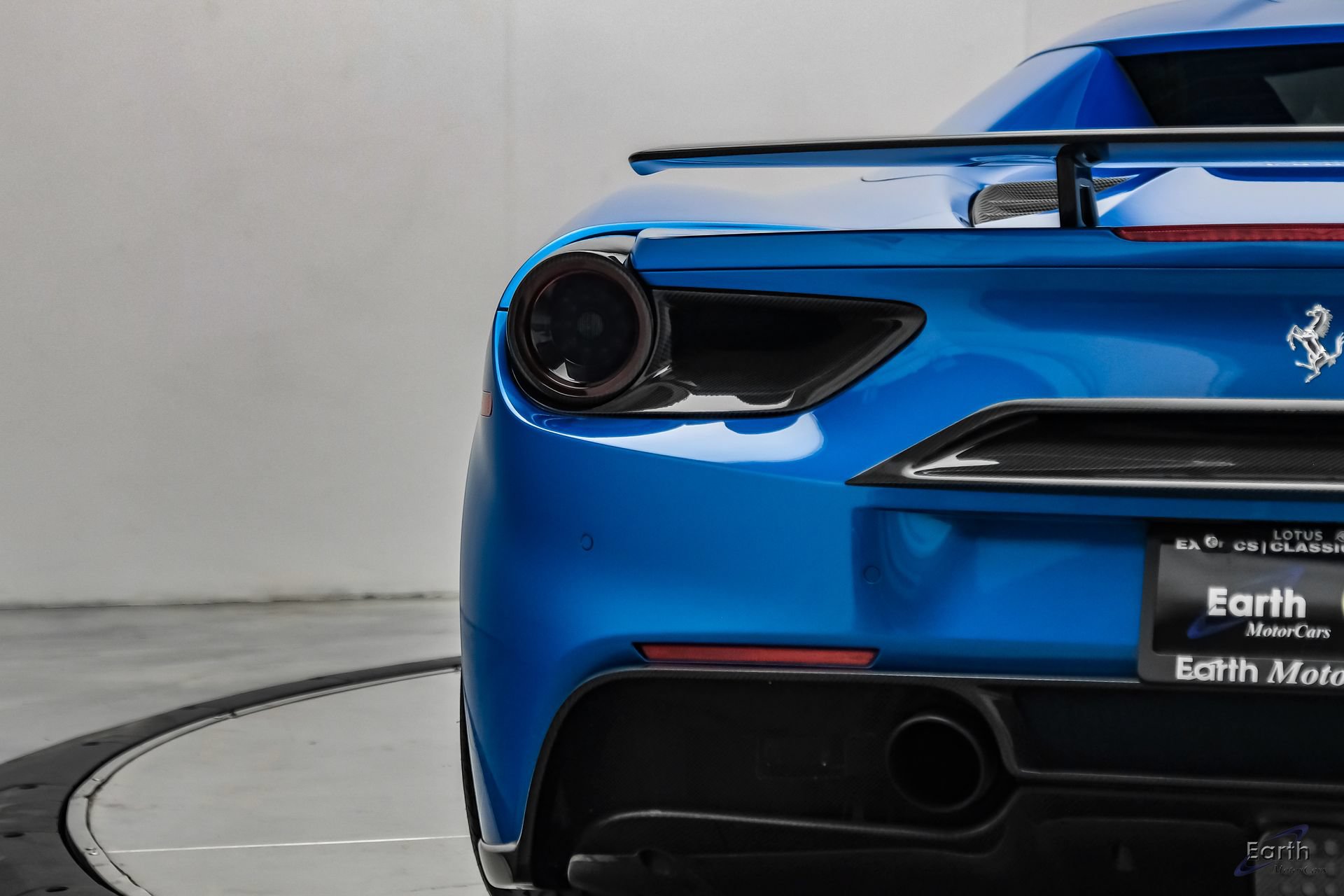 Used 2017 Ferrari 488 Spider RWD image 18