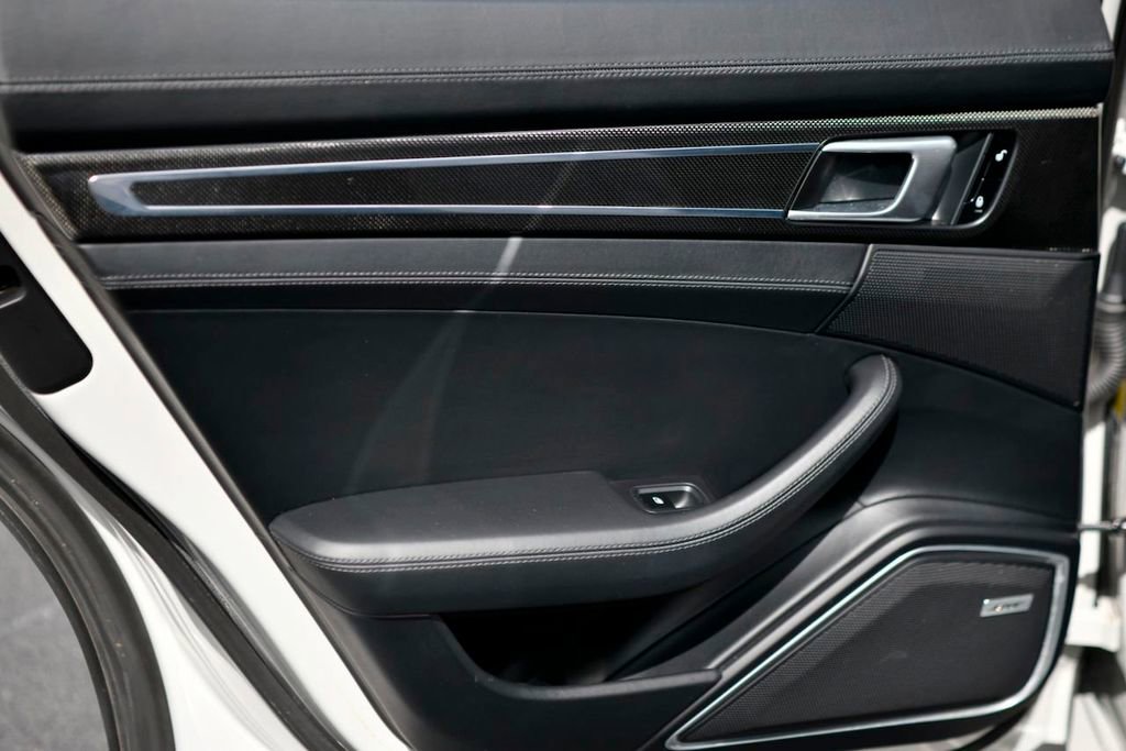 Used 2018 Porsche Panamera Turbo S image 38