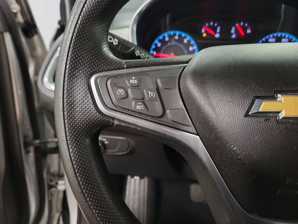 Used 2019 Chevrolet Equinox LS w/ LS Convenience Package AWD/4WD image 22