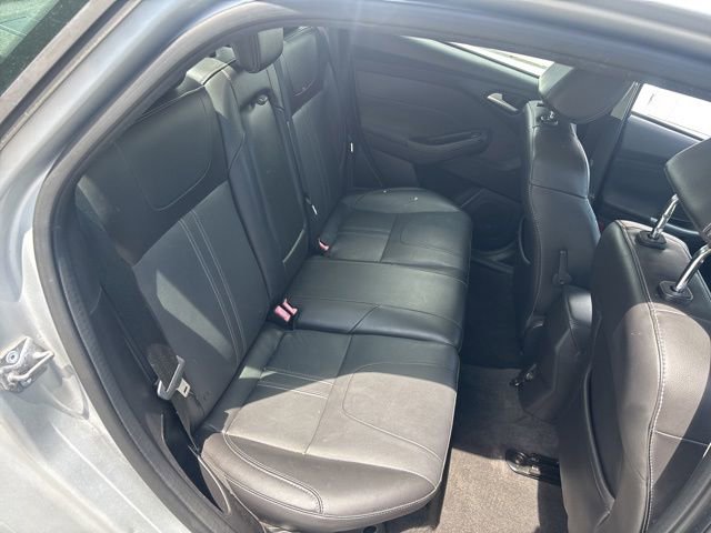 Used 2014 Ford Focus Titanium FWD image 8