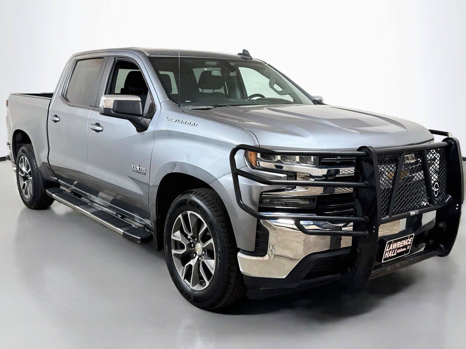 Used 2020 Chevrolet Silverado 1500 LT w/ Texas Edition RWD image 3