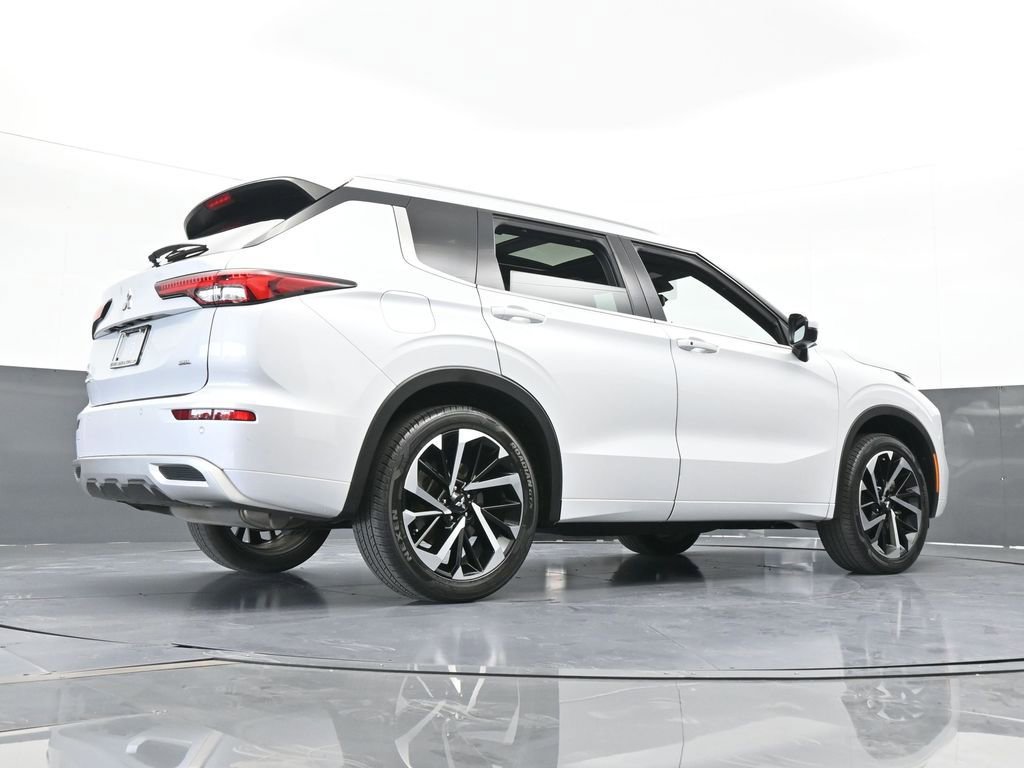 Used 2022 Mitsubishi Outlander SEL image 72