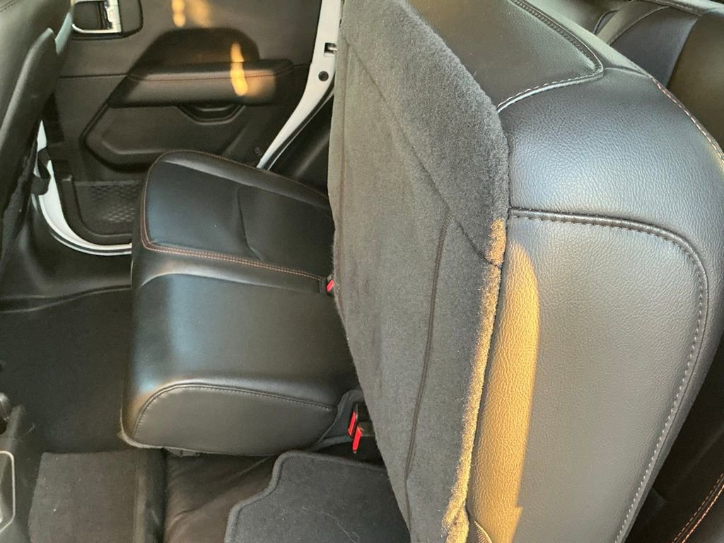 Used 2022 Jeep Gladiator Mojave w/ Cold Weather Group image 12