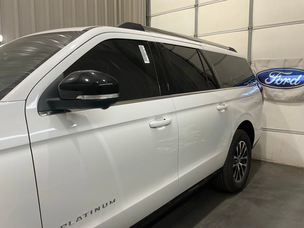 New 2025 Ford Expedition Max Platinum image 5