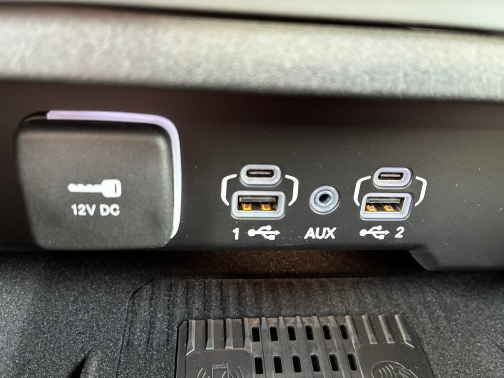 New 2026 Jeep Grand Wagoneer Summit AWD/4WD image 6