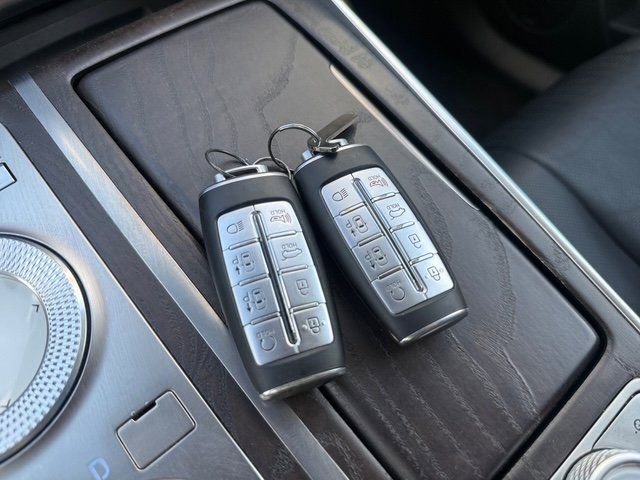 Used 2022 Genesis GV80 3.5T w/ Advanced Package 06 image 26