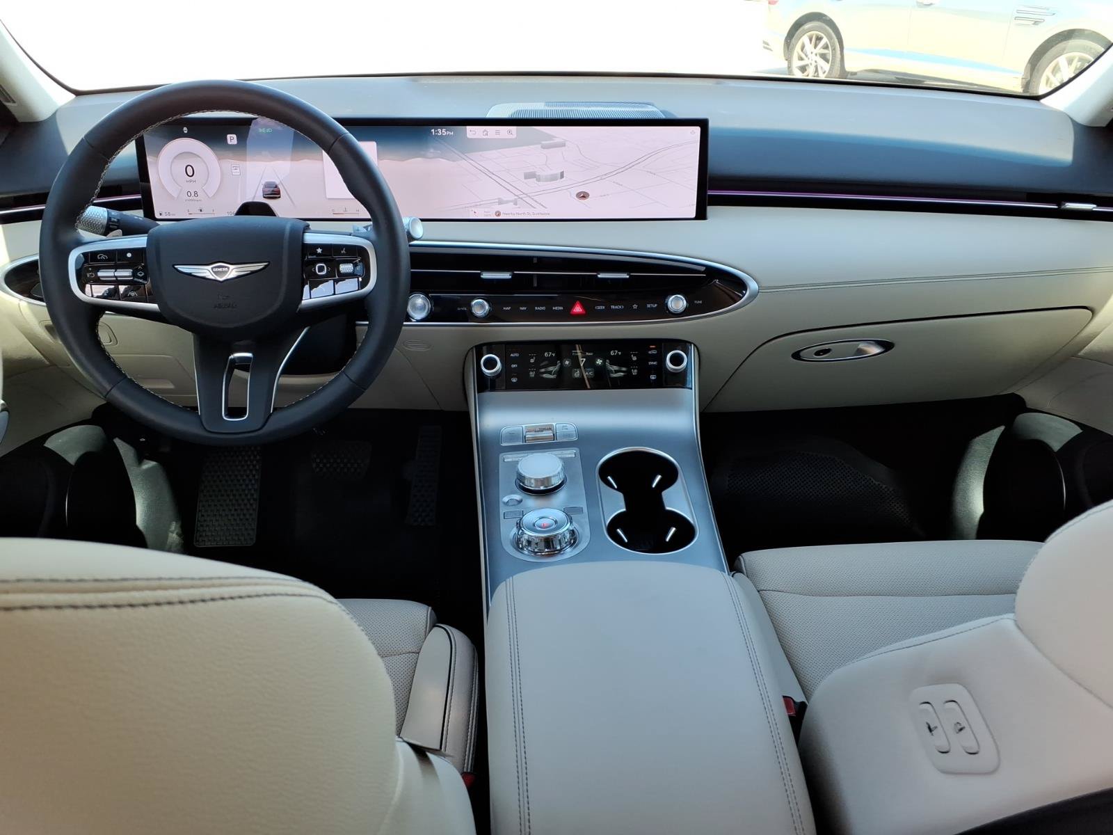 Certified 2026 Genesis GV70 2.5T Advanced AWD/4WD image 18