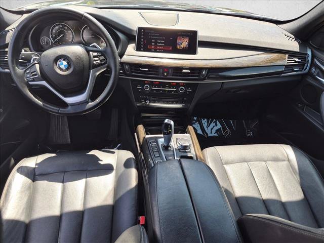 Used 2018 BMW X5 xDrive40e w/ Driving Assistance Package AWD/4WD image 19