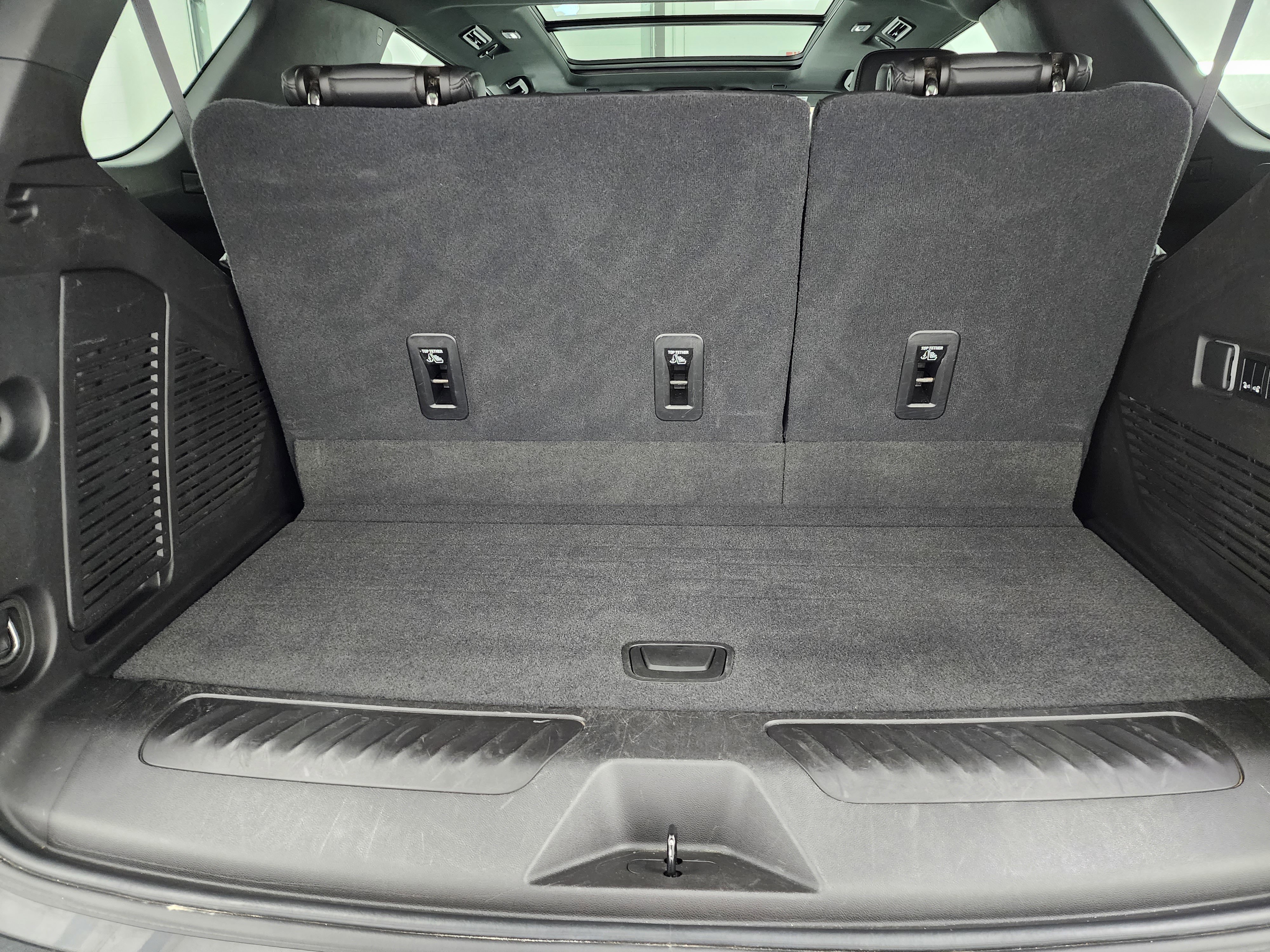 Used 2021 Chevrolet Tahoe LT image 34