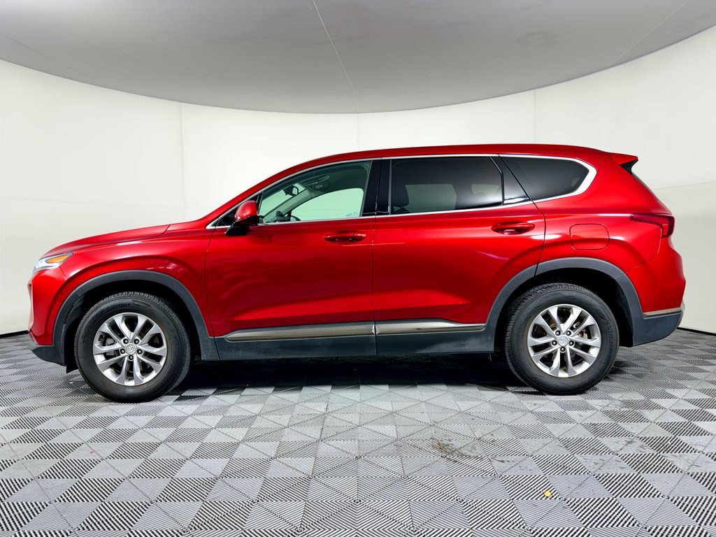 Used 2019 Hyundai Santa Fe SEL FWD image 2