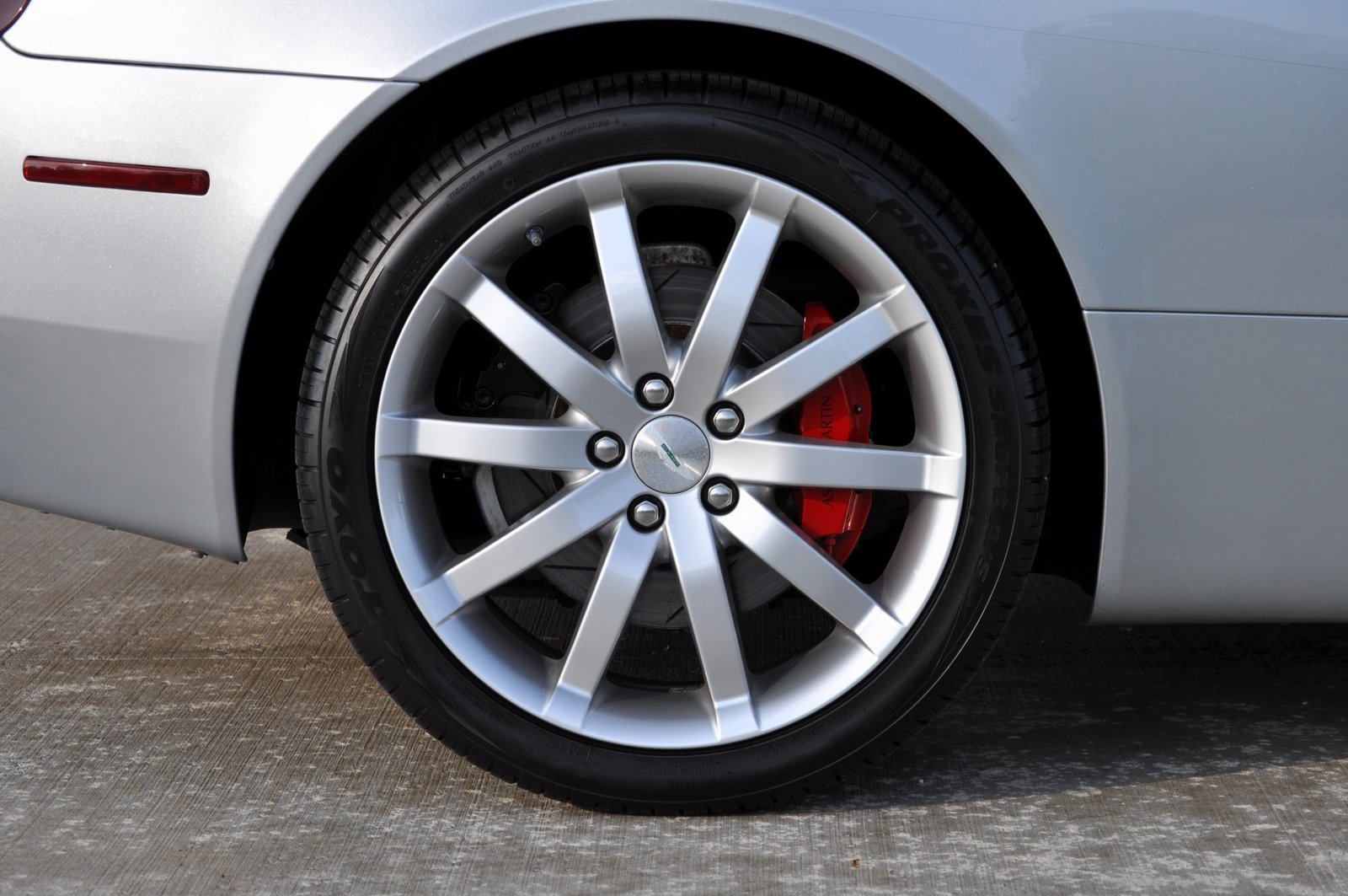 Used 2006 Aston Martin DB9 Coupe image 23