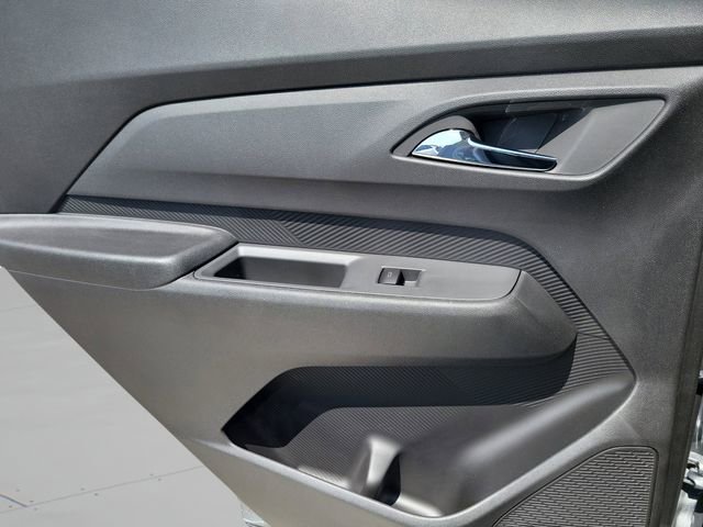 New 2027 Chevrolet Bolt LT w/ Comfort Package image 13