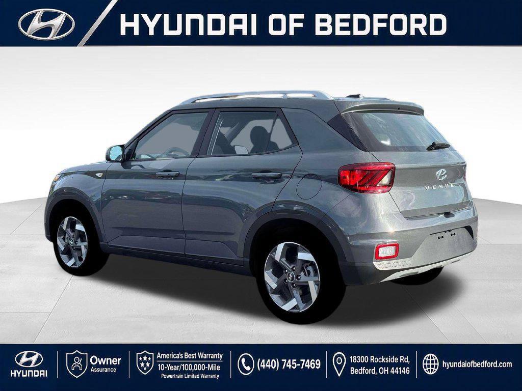New 2026 Hyundai Venue SEL FWD image 6