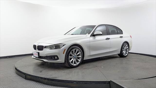 Used 2018 BMW 320i Sedan RWD image 2
