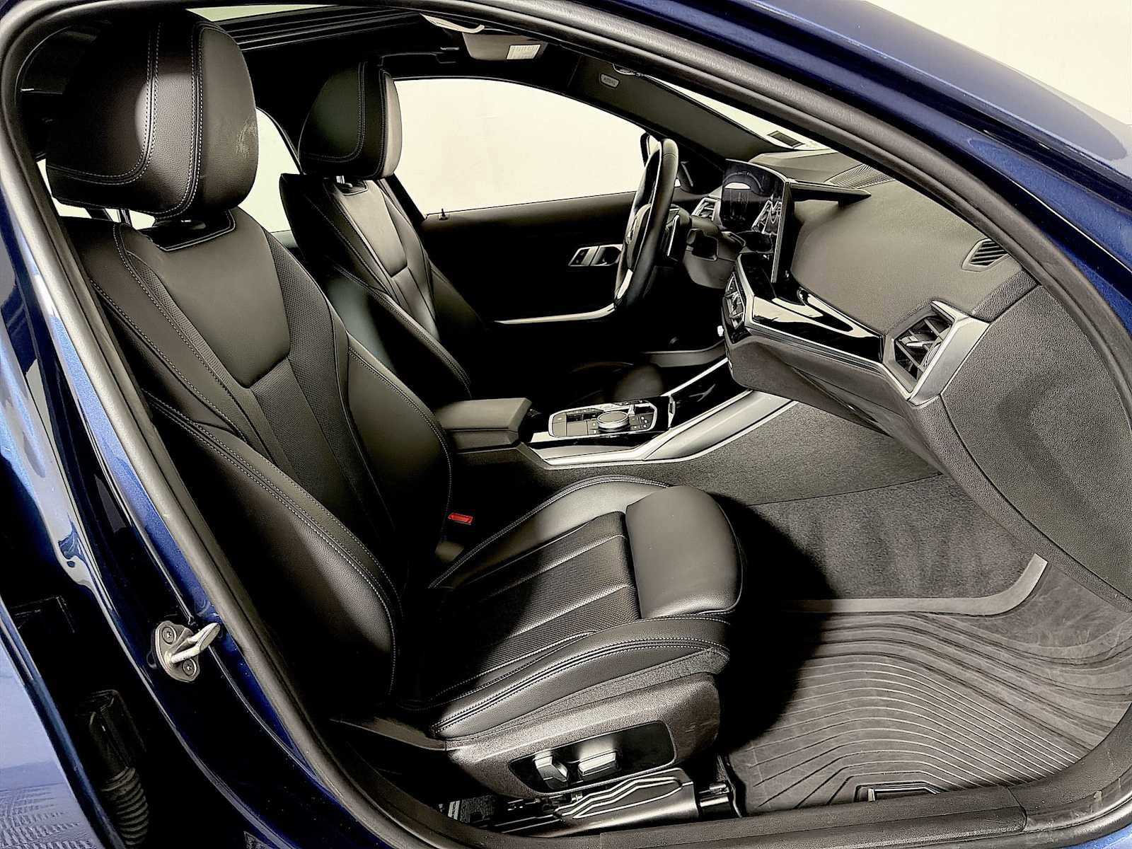 Certified 2023 BMW 330i xDrive Sedan w/ Convenience Package image 25