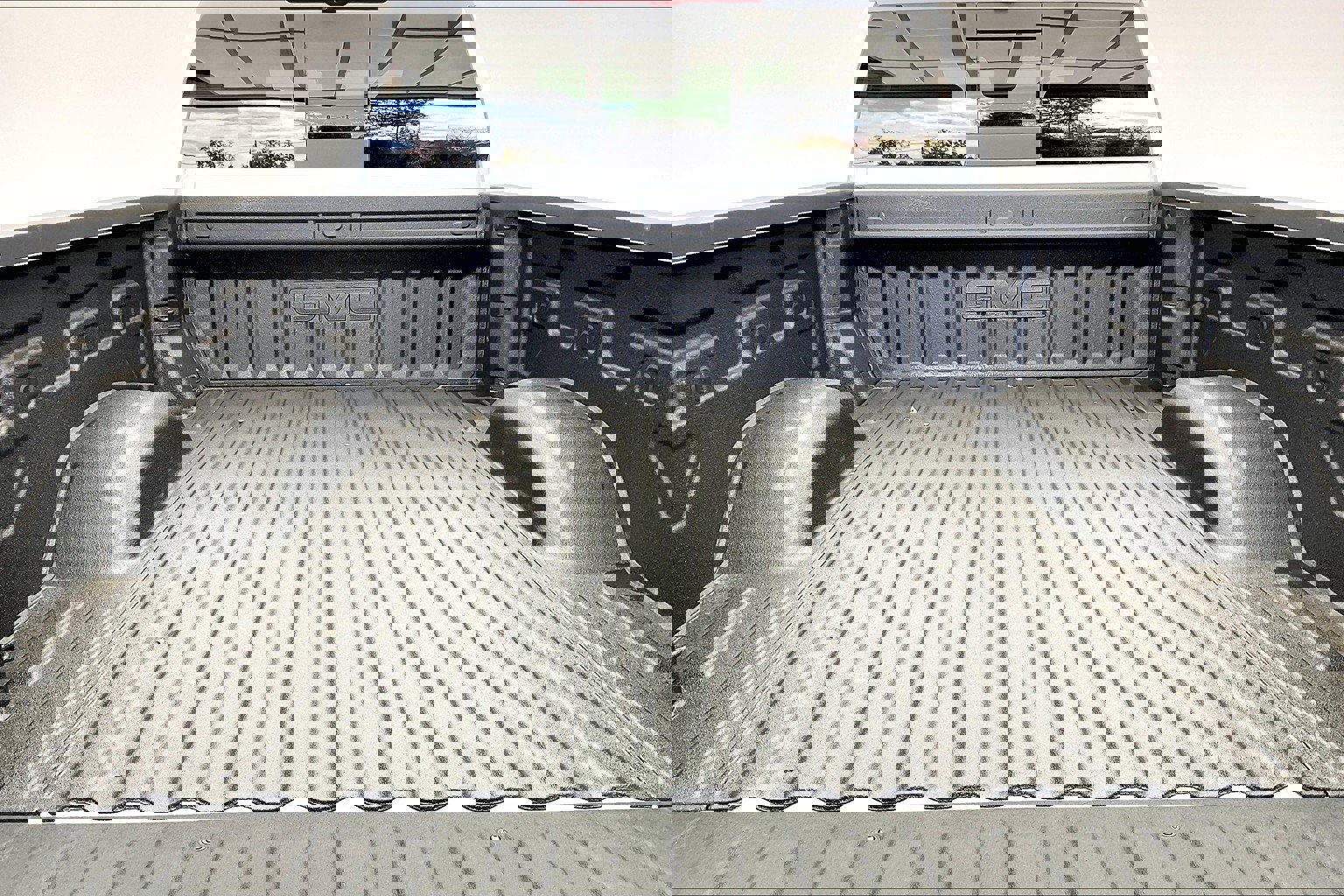 New 2026 GMC Sierra 2500 Denali w/ Denali Reserve Package image 11