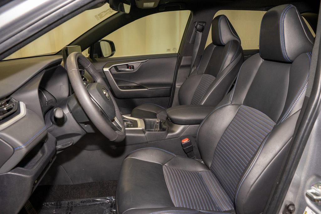 Used 2023 Toyota RAV4 XSE image 11