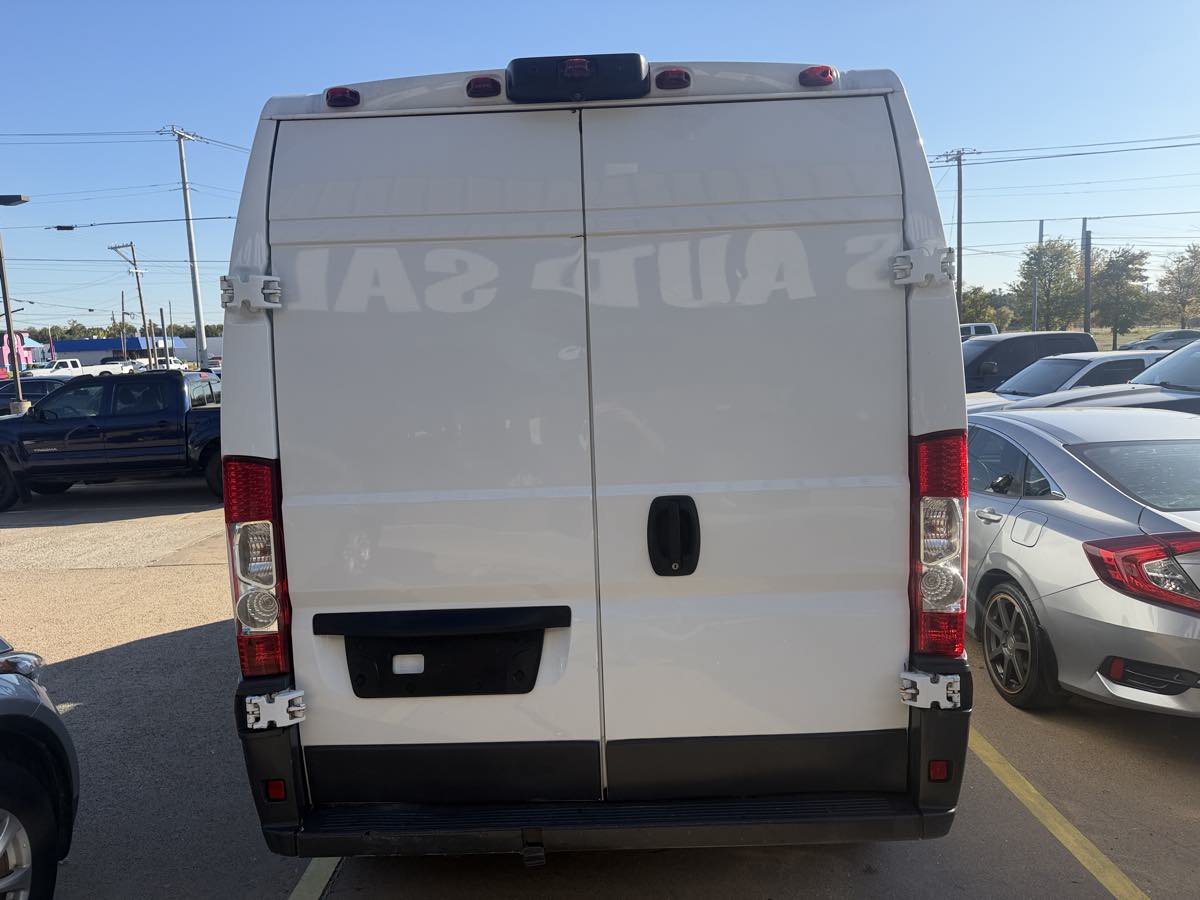 Used 2018 RAM ProMaster 2500 FWD image 12