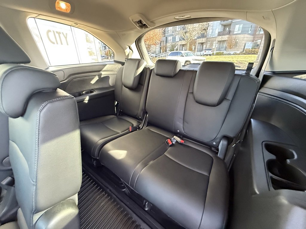 Used 2025 Honda Odyssey EX-L image 10
