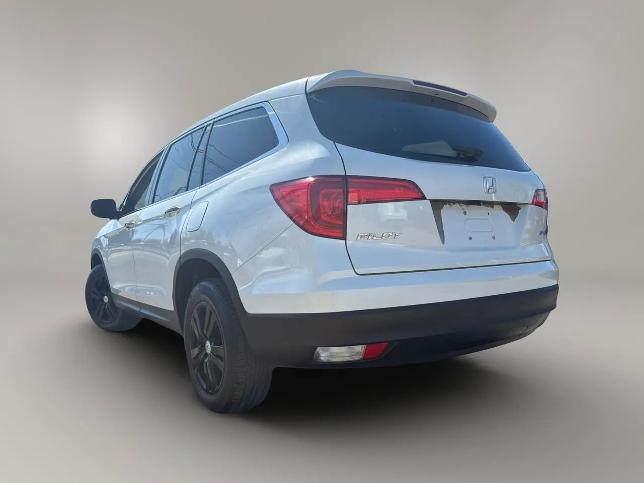 Used 2016 Honda Pilot EX image 5