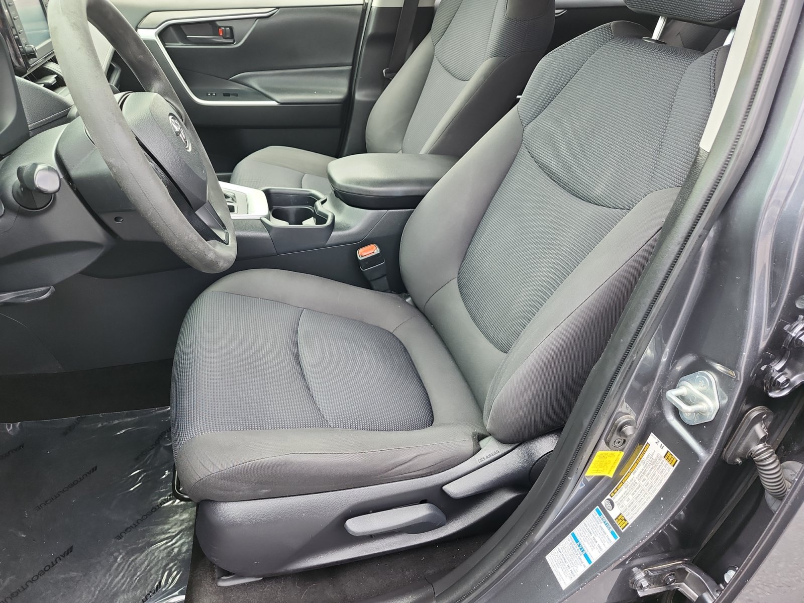 Used 2020 Toyota RAV4 LE w/ All Weather Liner Package AWD/4WD image 10