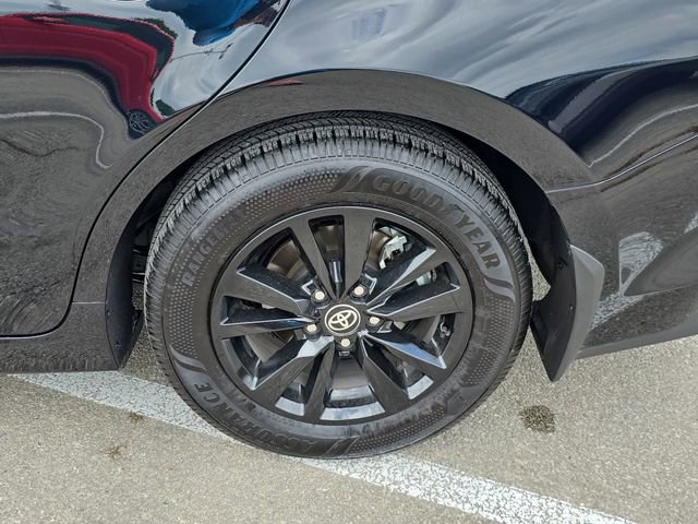 Used 2026 Toyota Camry LE image 32