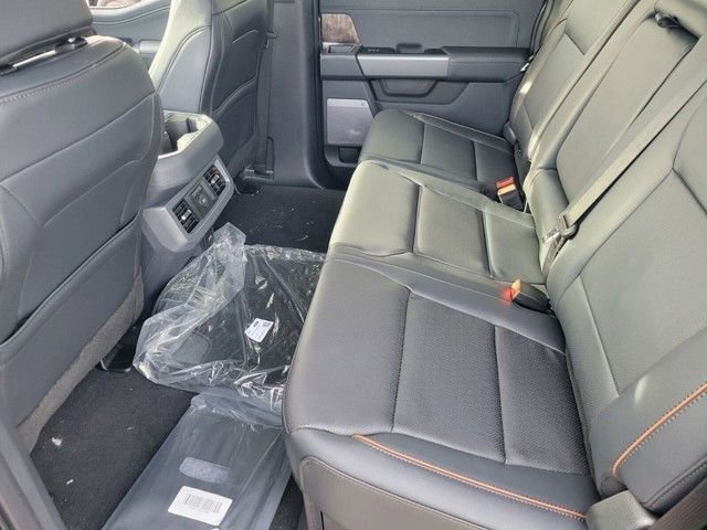 New 2026 Ford F250 Lariat w/ Lariat Premium Package image 8
