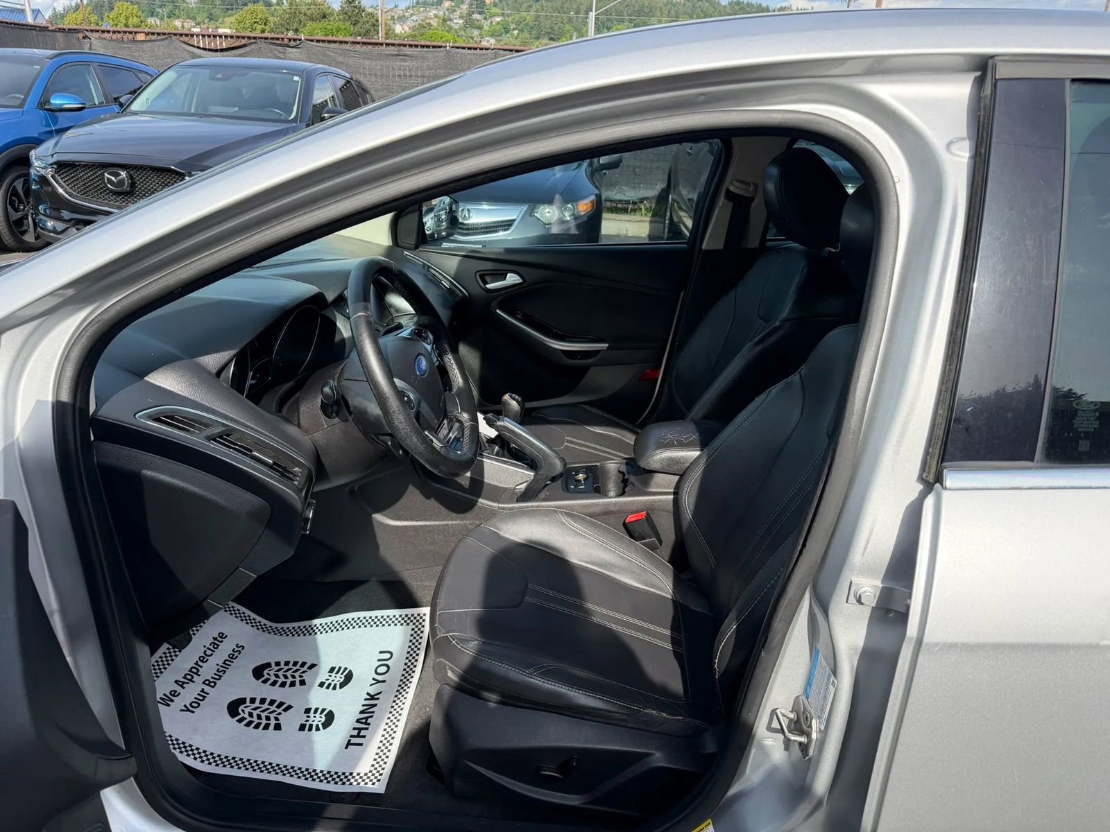 Used 2013 Ford Focus Titanium w/ Titanium Handling Pkg FWD image 9