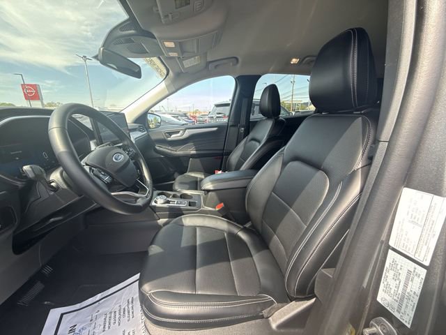Used 2025 Ford Escape Platinum AWD/4WD image 11