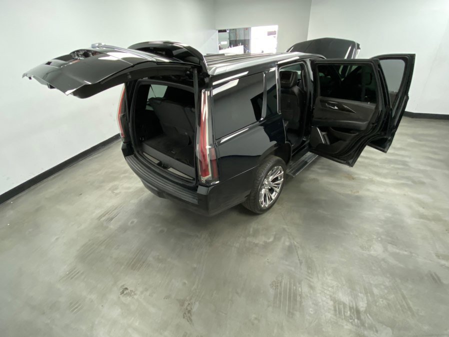 Used 2017 Cadillac Escalade Platinum AWD/4WD image 52