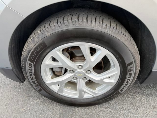 Used 2018 Chevrolet Equinox LT FWD image 29