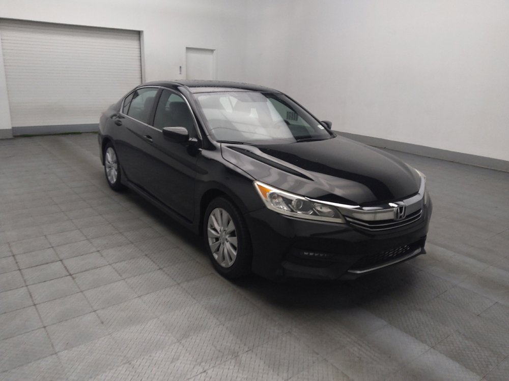 Used 2017 Honda Accord Sport image 13