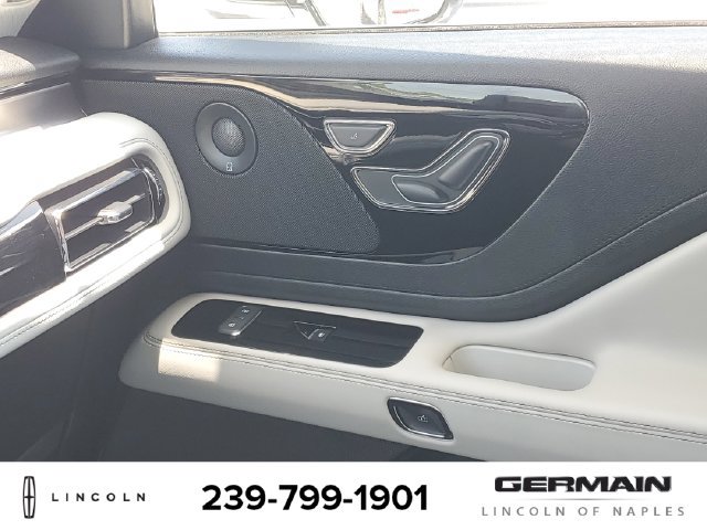 New 2025 Lincoln Aviator 2WD w/ Equipment Group 101A image 27