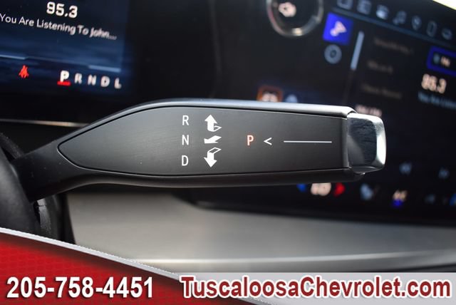 Used 2025 Chevrolet Traverse LT w/ LPO, Floor Liner Package FWD image 33
