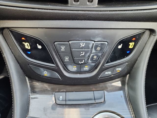 Used 2020 Buick Envision Essence image 22