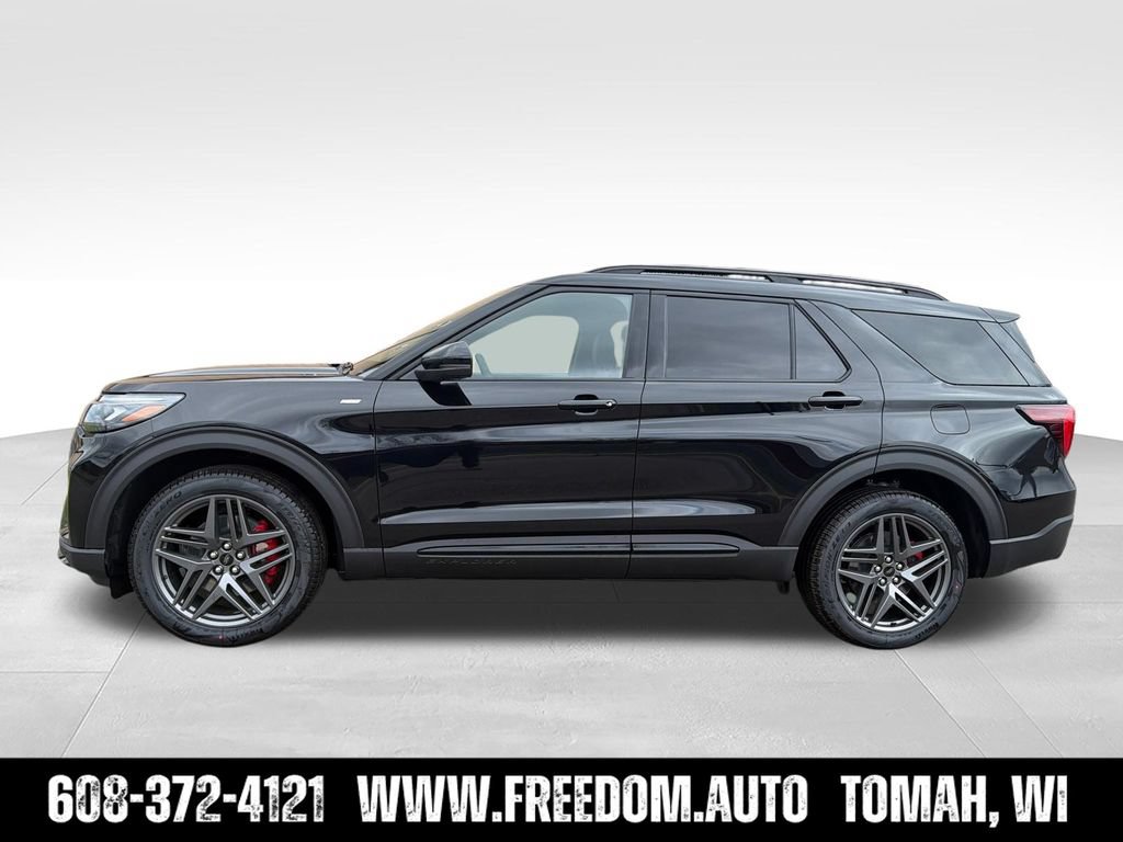 New 2026 Ford Explorer ST-Line w/ ST-Line Street Pack AWD/4WD image 3