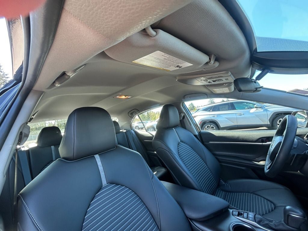Used 2024 Toyota Camry SE AWD/4WD image 27