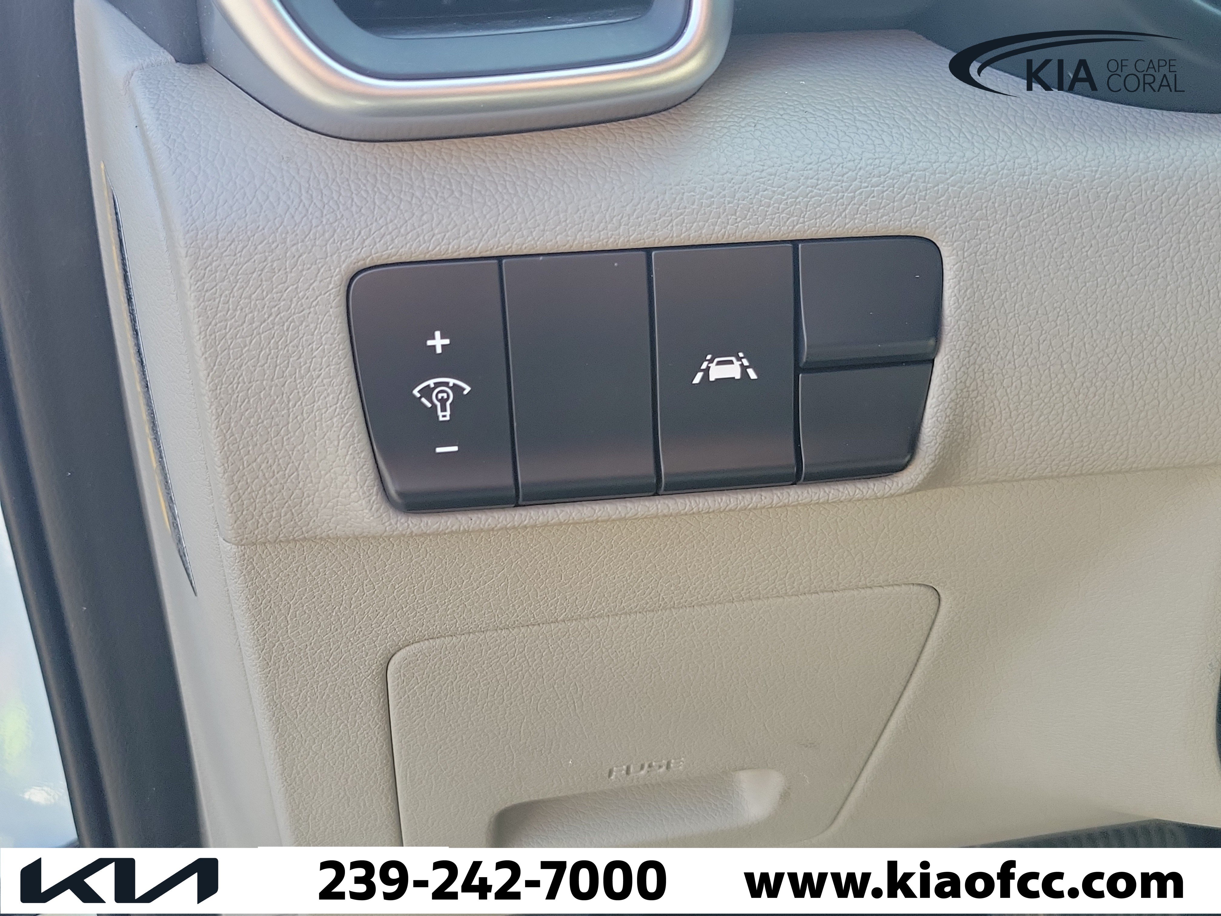 Used 2020 Kia Sportage LX FWD image 25