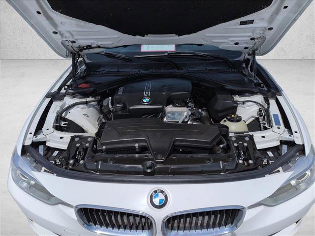 Used 2015 BMW 320i xDrive Sedan AWD/4WD image 23