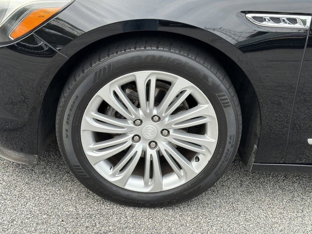 Used 2018 Buick LaCrosse Preferred FWD image 27