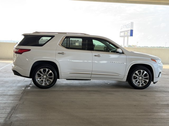 Used 2020 Chevrolet Traverse Premier w/ LPO, Floor Liner Package FWD image 4