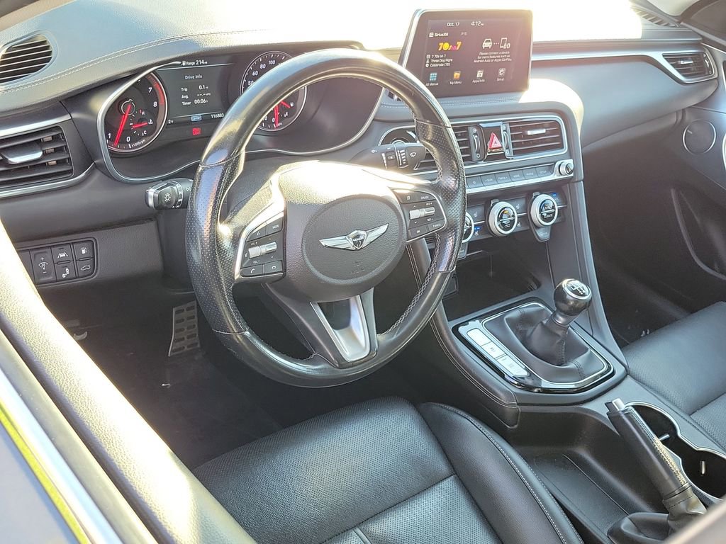 Used 2019 Genesis G70 2.0T Sport image 3