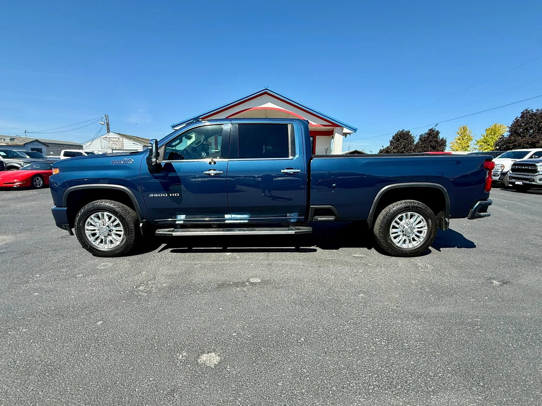 Used 2020 Chevrolet Silverado 3500 High Country AWD/4WD image 2