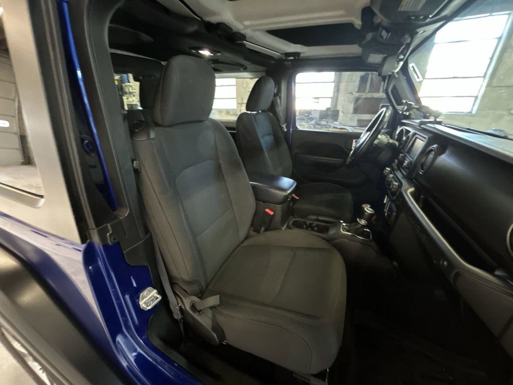 Used 2018 Jeep Wrangler Sport AWD/4WD image 24
