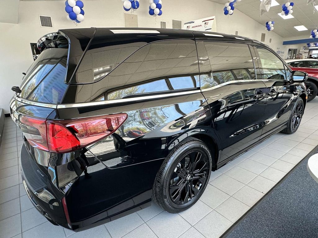 New 2026 Honda Odyssey Sport-L image 3