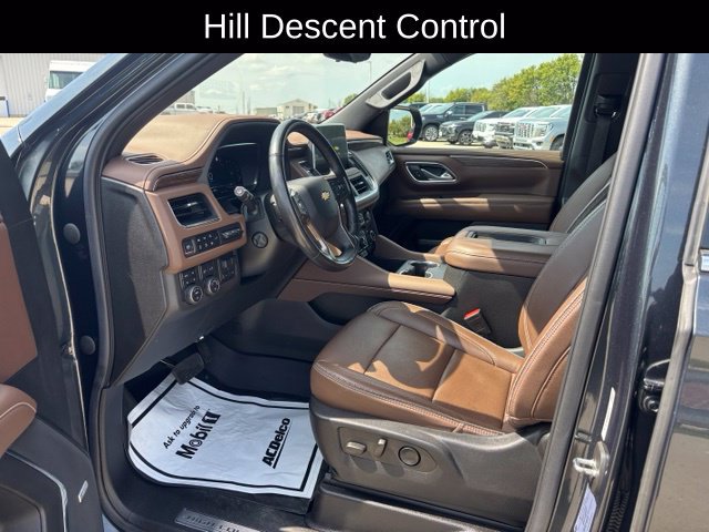 Certified 2022 Chevrolet Suburban High Country w/ Max Trailering Package AWD/4WD image 11