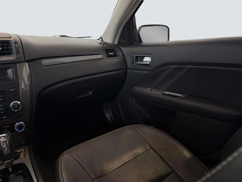 Used 2011 Ford Fusion Sport w/ 401A Rapid Spec Order Code FWD image 20