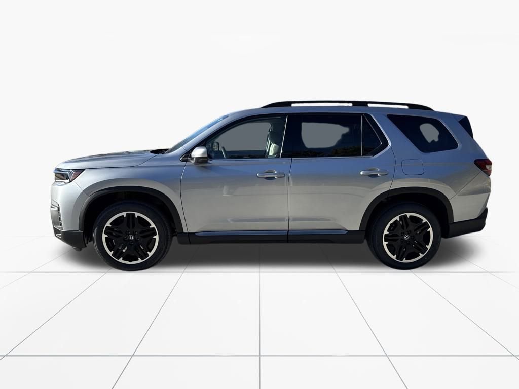 New 2026 Honda Pilot Touring image 5